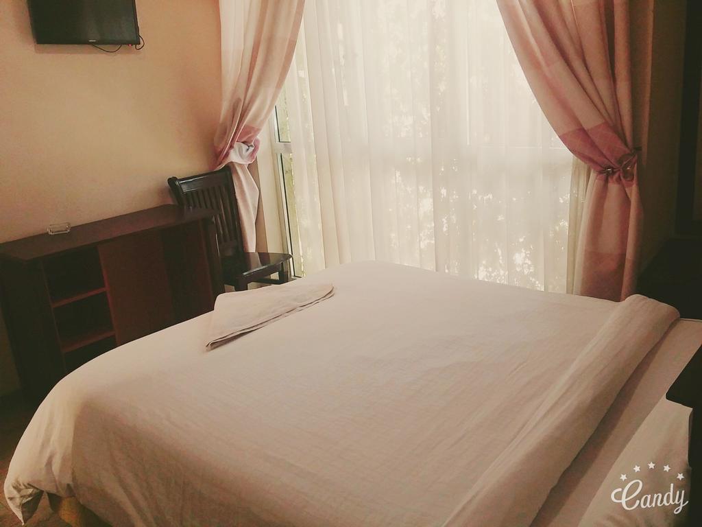 Abyssinia Guest House Адис Абеба Екстериор снимка